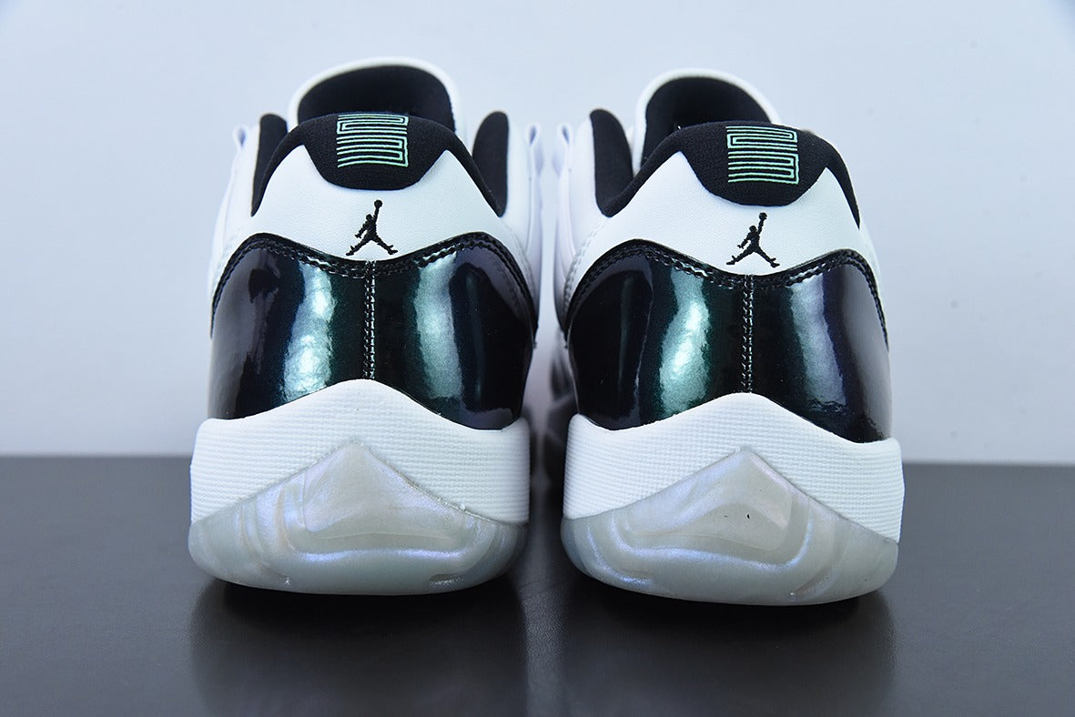 Air Jordan 11 Retro Low