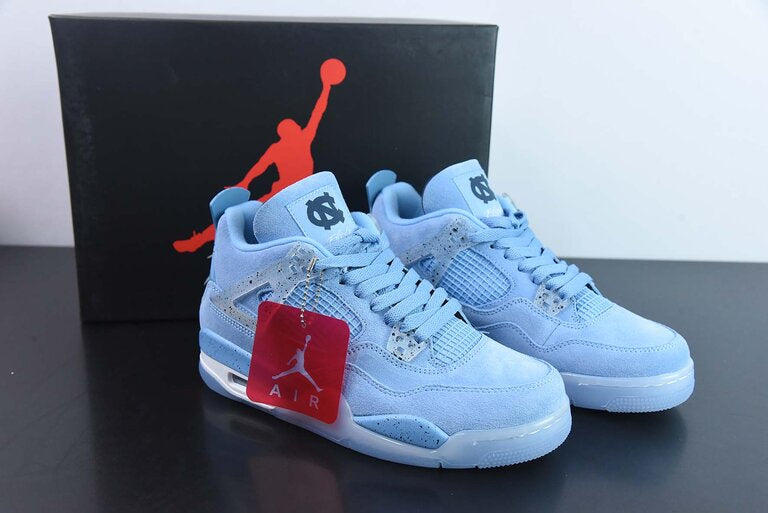 Air Jordan 4 Retro UNC AJ4