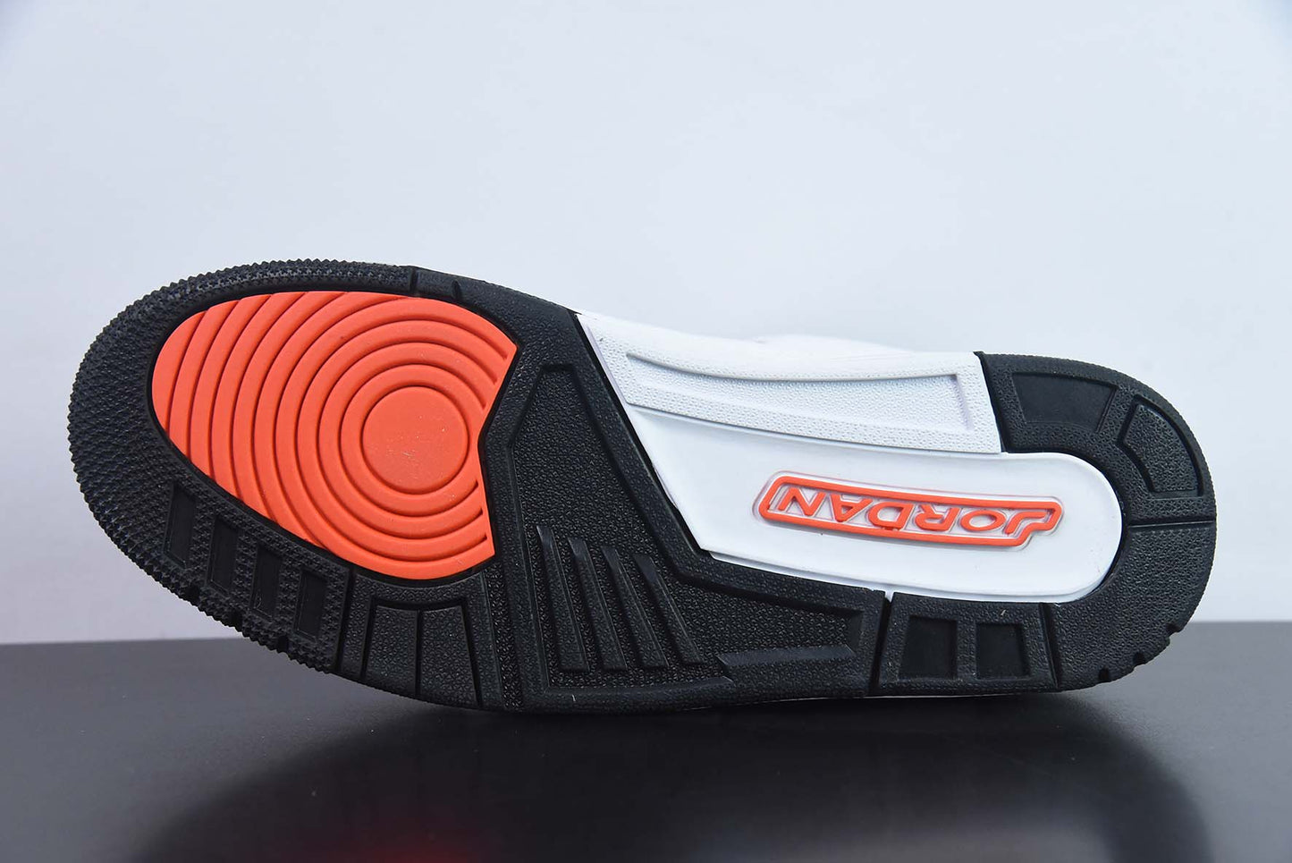 Air Jordan 3 Retro”Infrared 23 AJ3