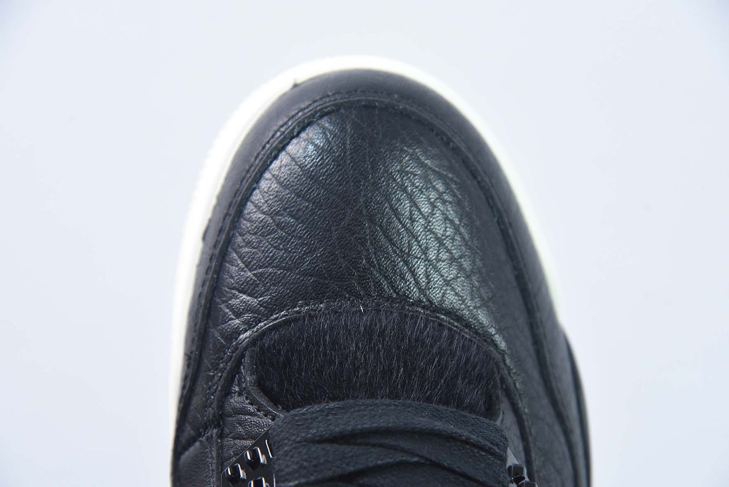 Air Jordan 4 Retro Premium ”Pony Hair Black”