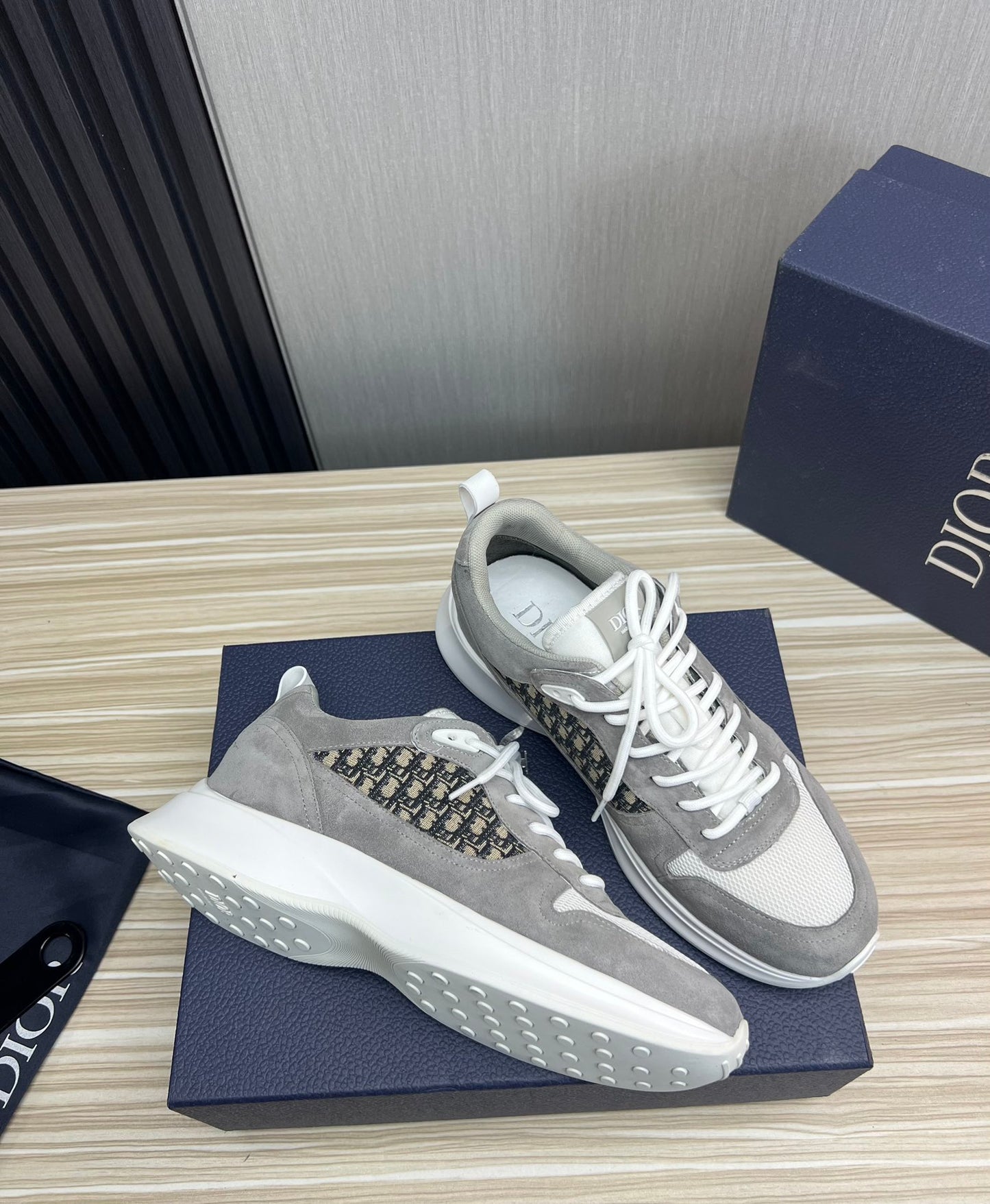 Dior B25 Runner Sneakers