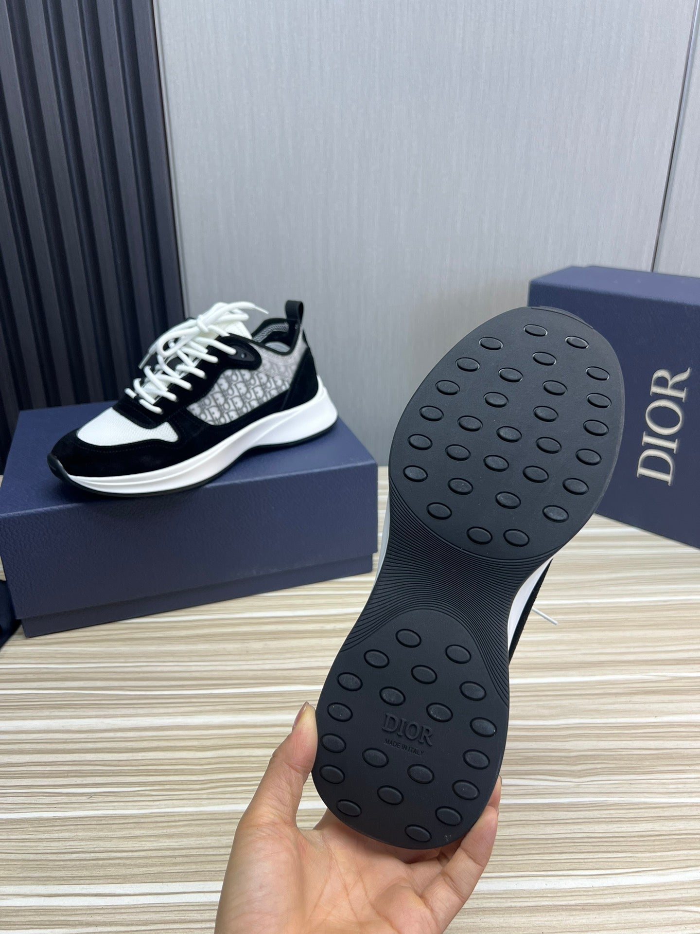 Dior B25 Runner Sneakers