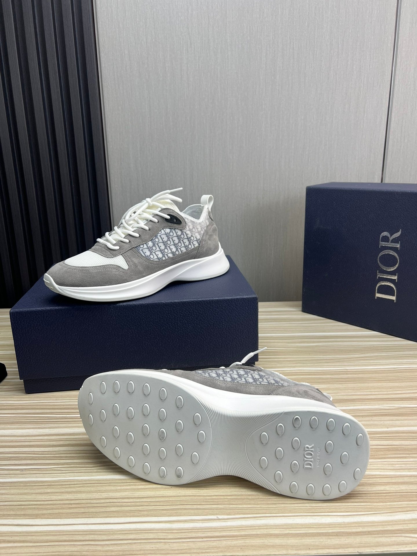 Dior B25 Runner Sneakers