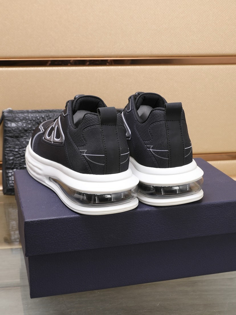 Dior Sneakers