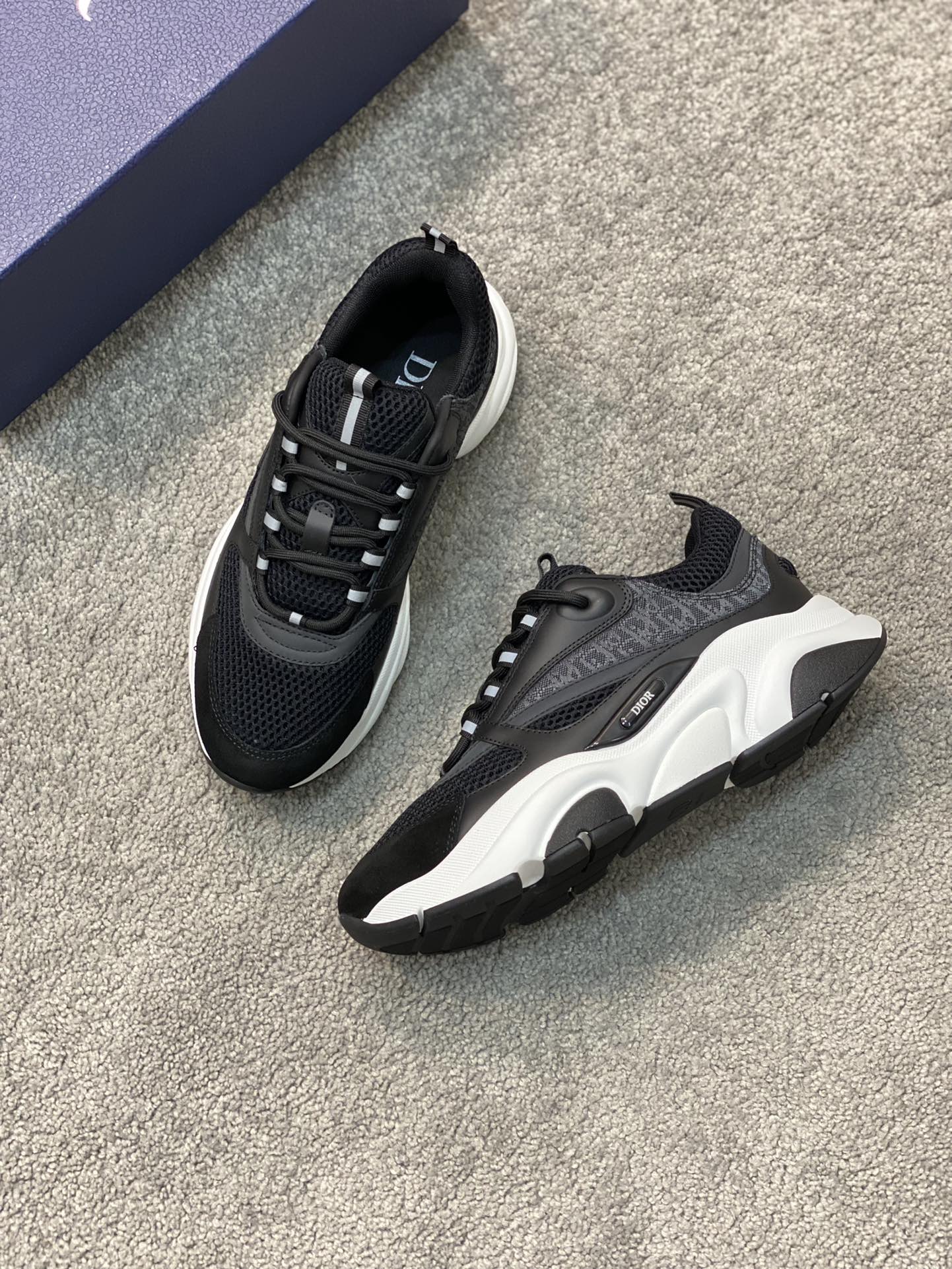 Dior B22 Sneakers