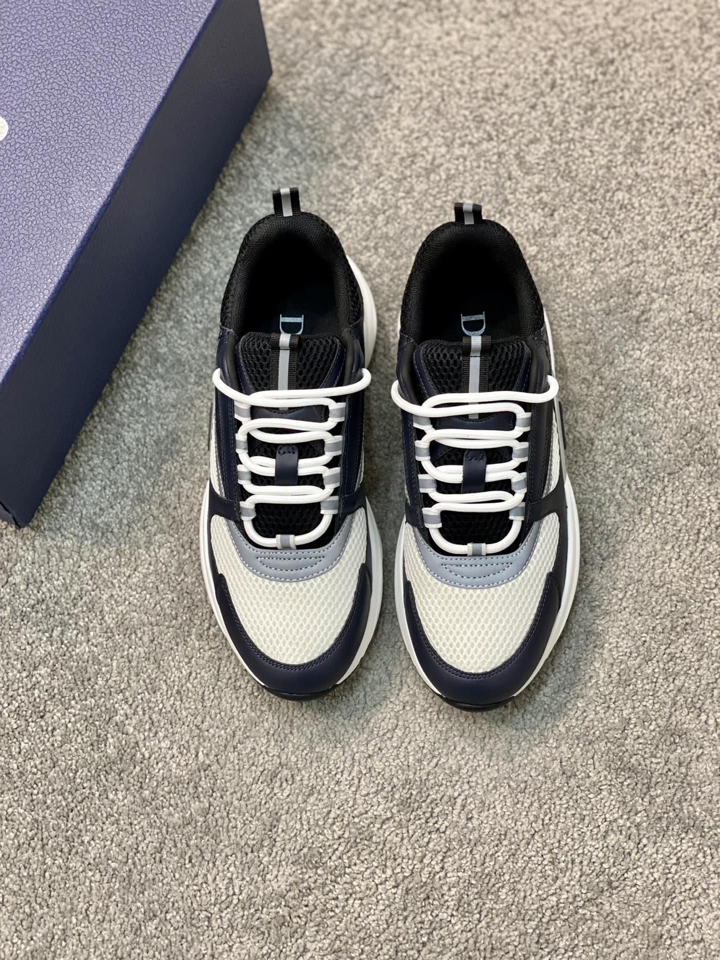 Dior B22 Sneakers