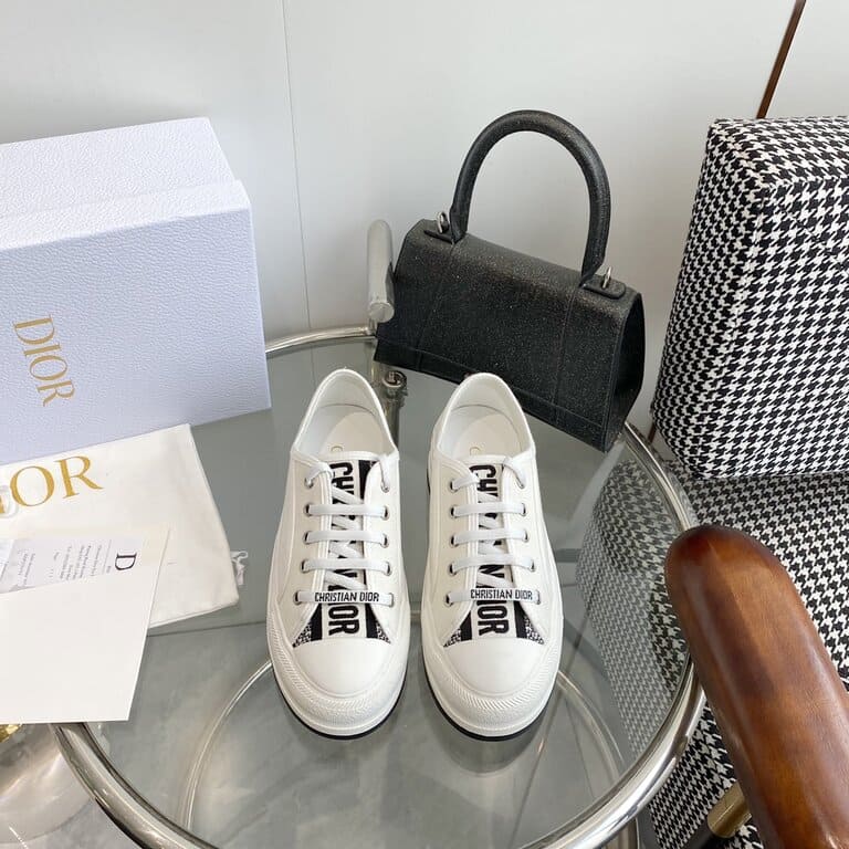 Dior Walk'n'Dior Sneakers
