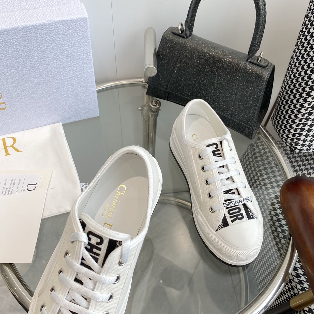 Dior Walk'n'Dior Sneakers