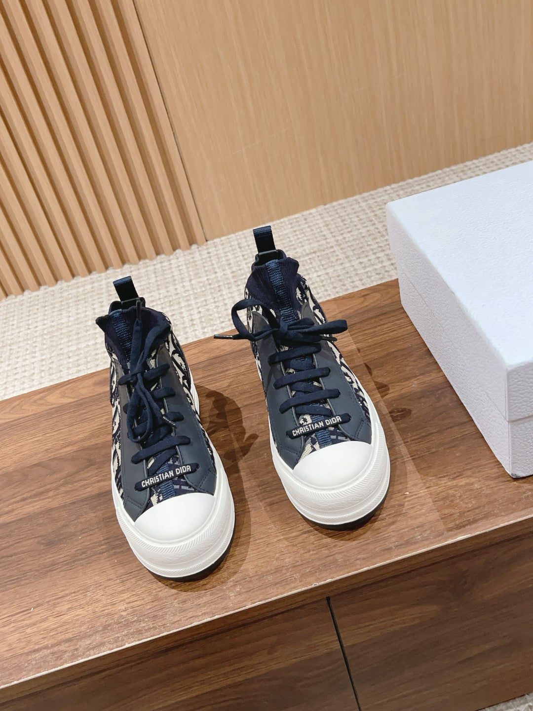 Dior Walk'n'Dior Sneakers