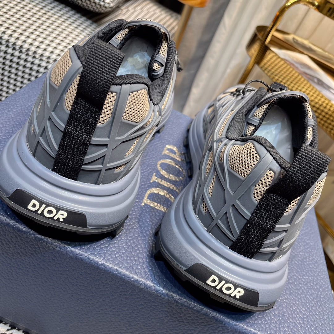 Dior B31 Runner Sneakers