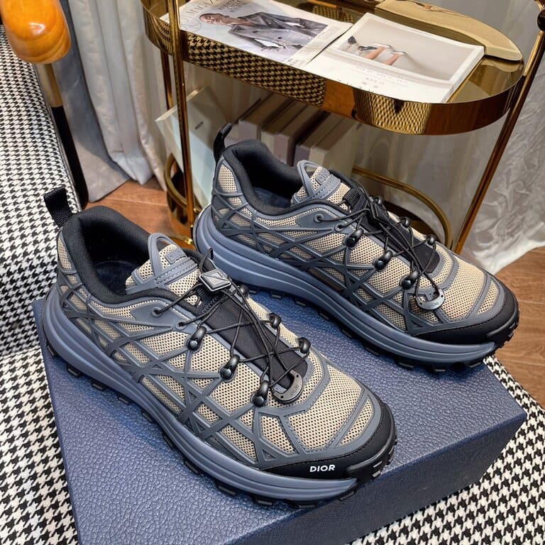 Dior B31 Runner Sneakers