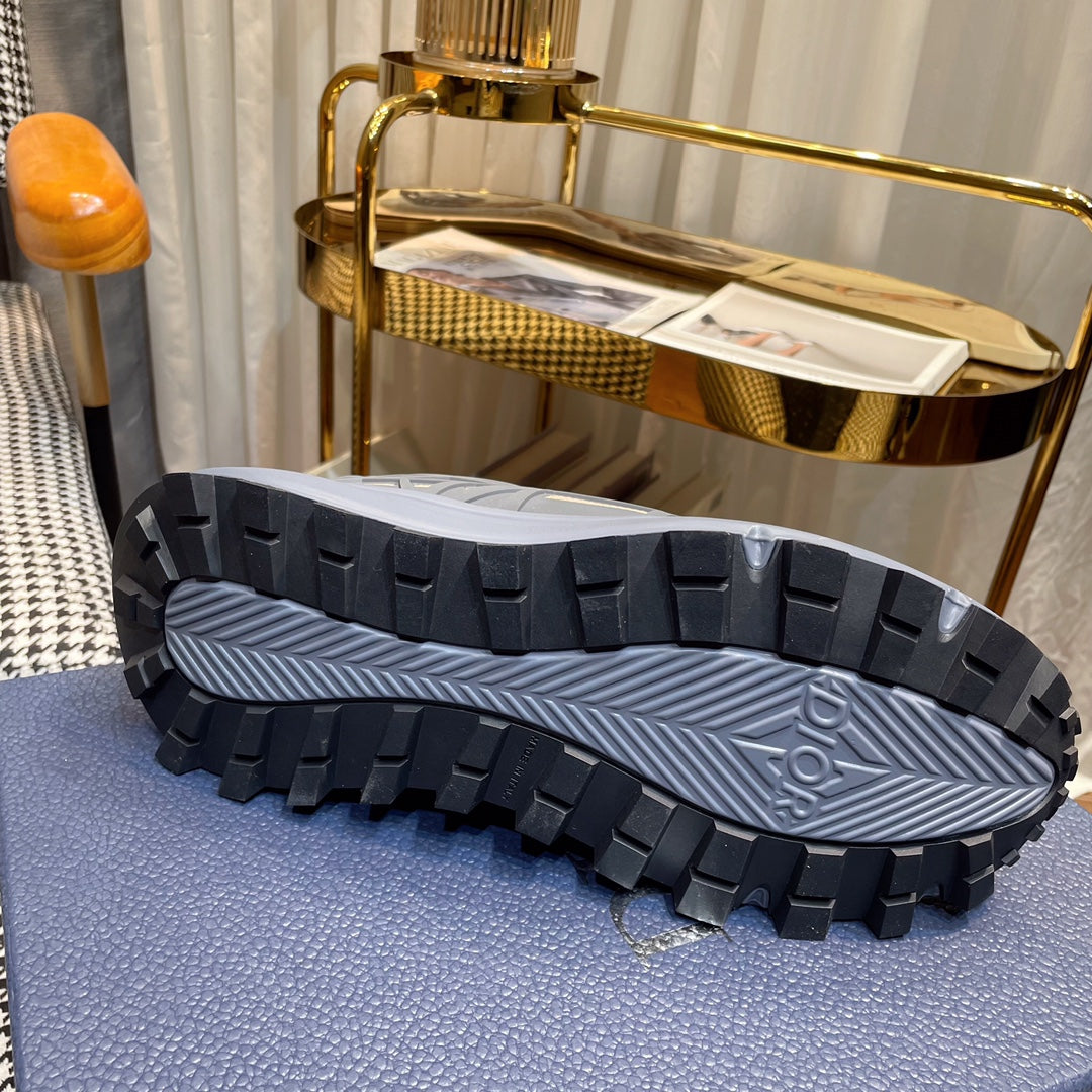 Dior B31 Runner Sneakers