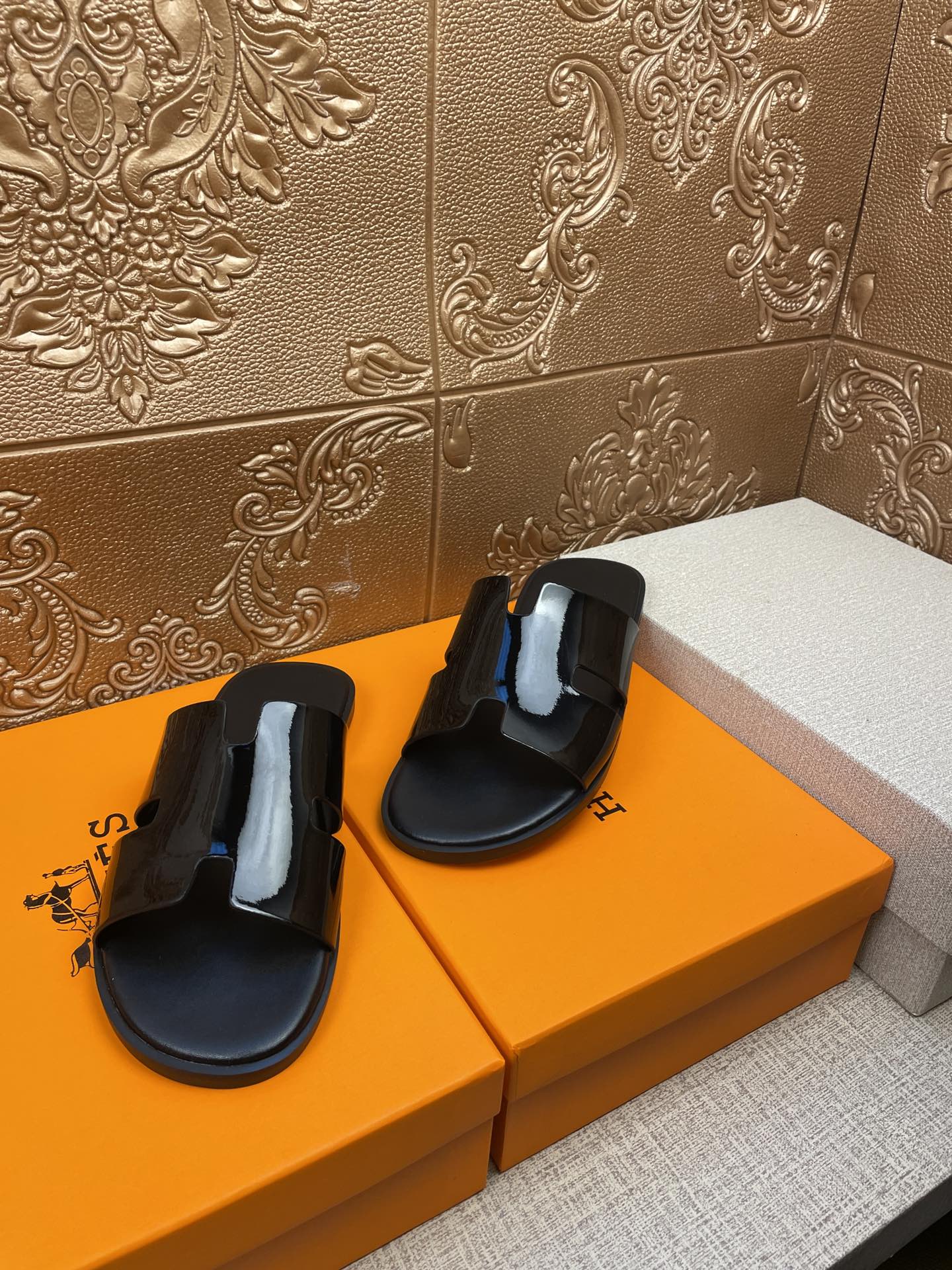 Hermes Izmir Sandals