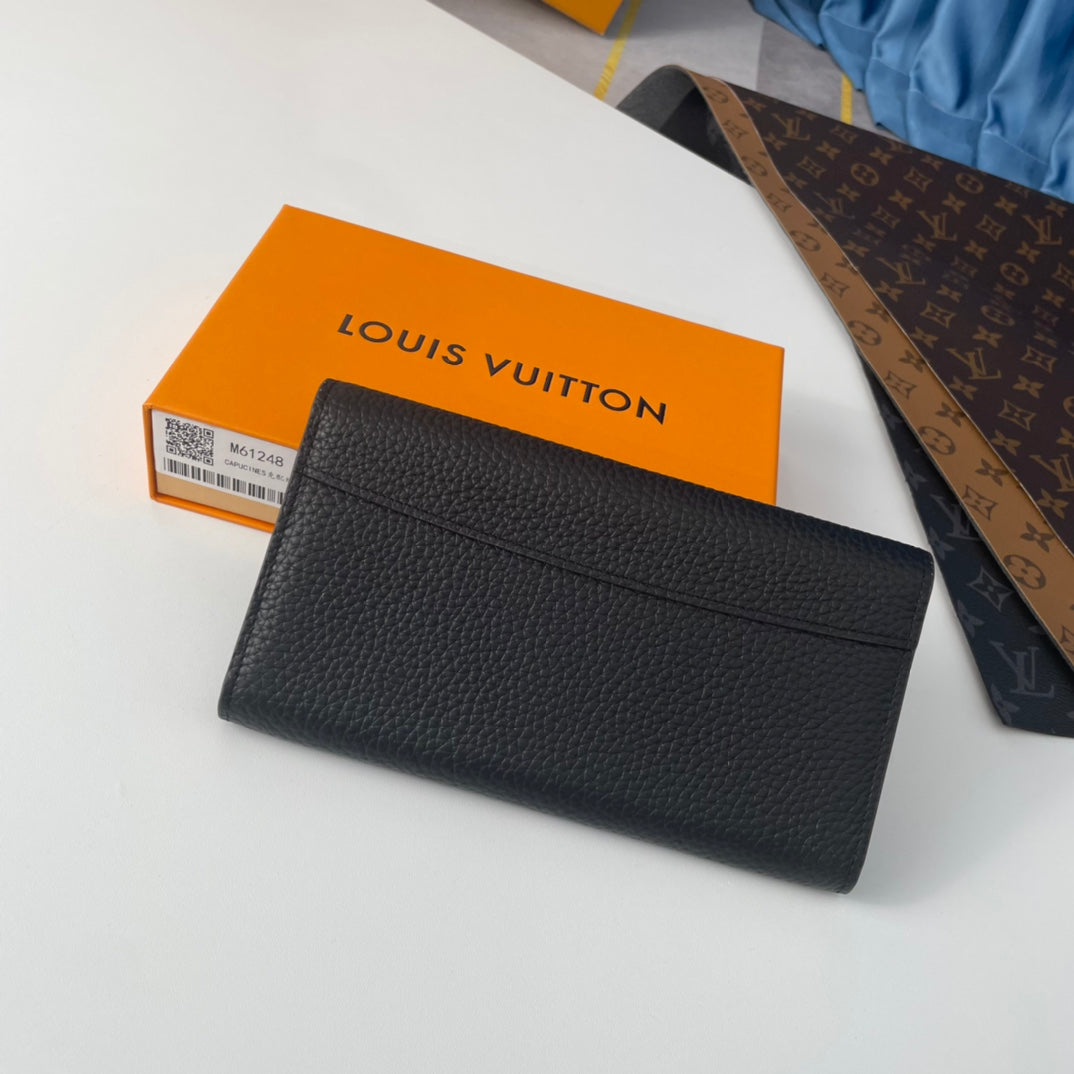 Louis Vuitton Capucines Wallet