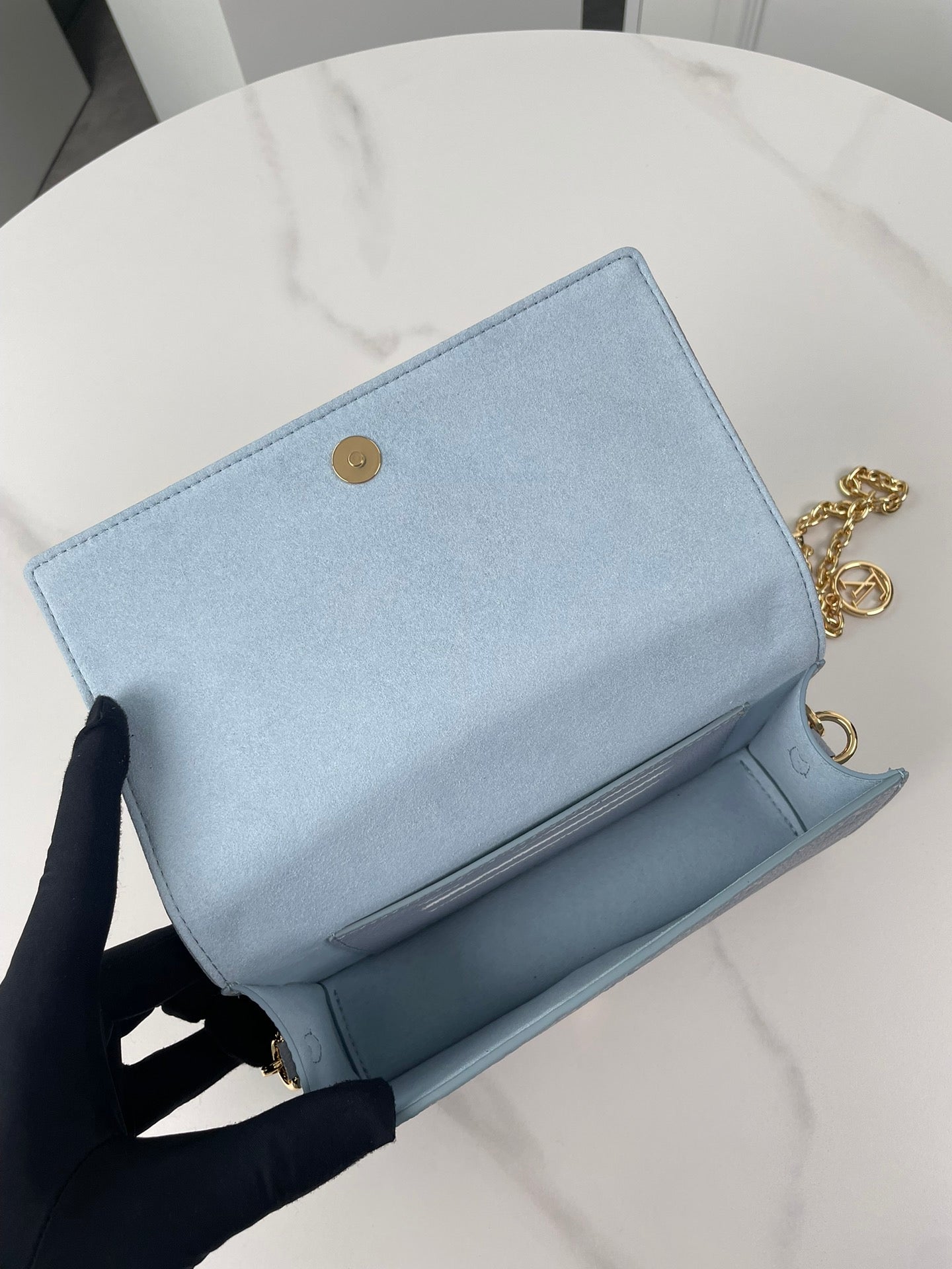 Louis Vuitton Wallet On Chain Lily
