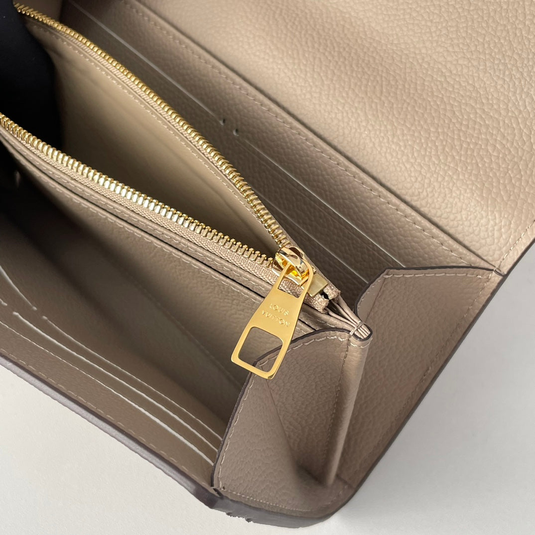 Louis Vuitton Sarah Wallet