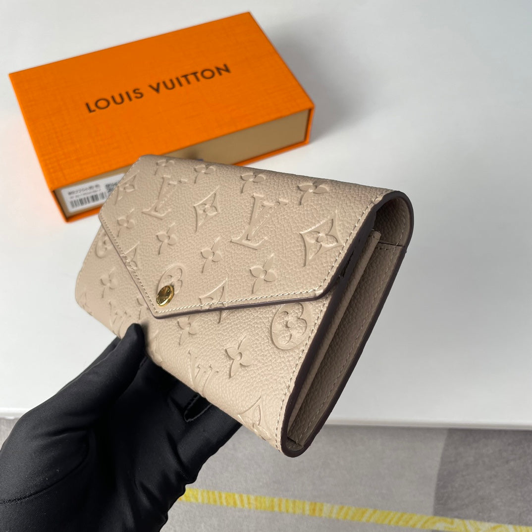 Louis Vuitton Sarah Wallet