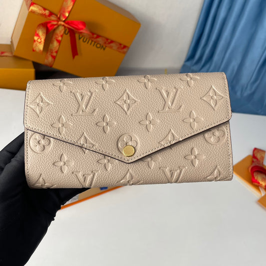 Louis Vuitton Sarah Wallet