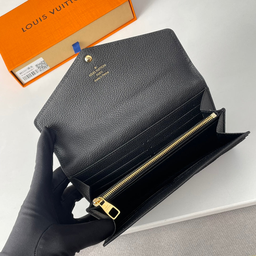 Louis Vuitton Sarah Wallet
