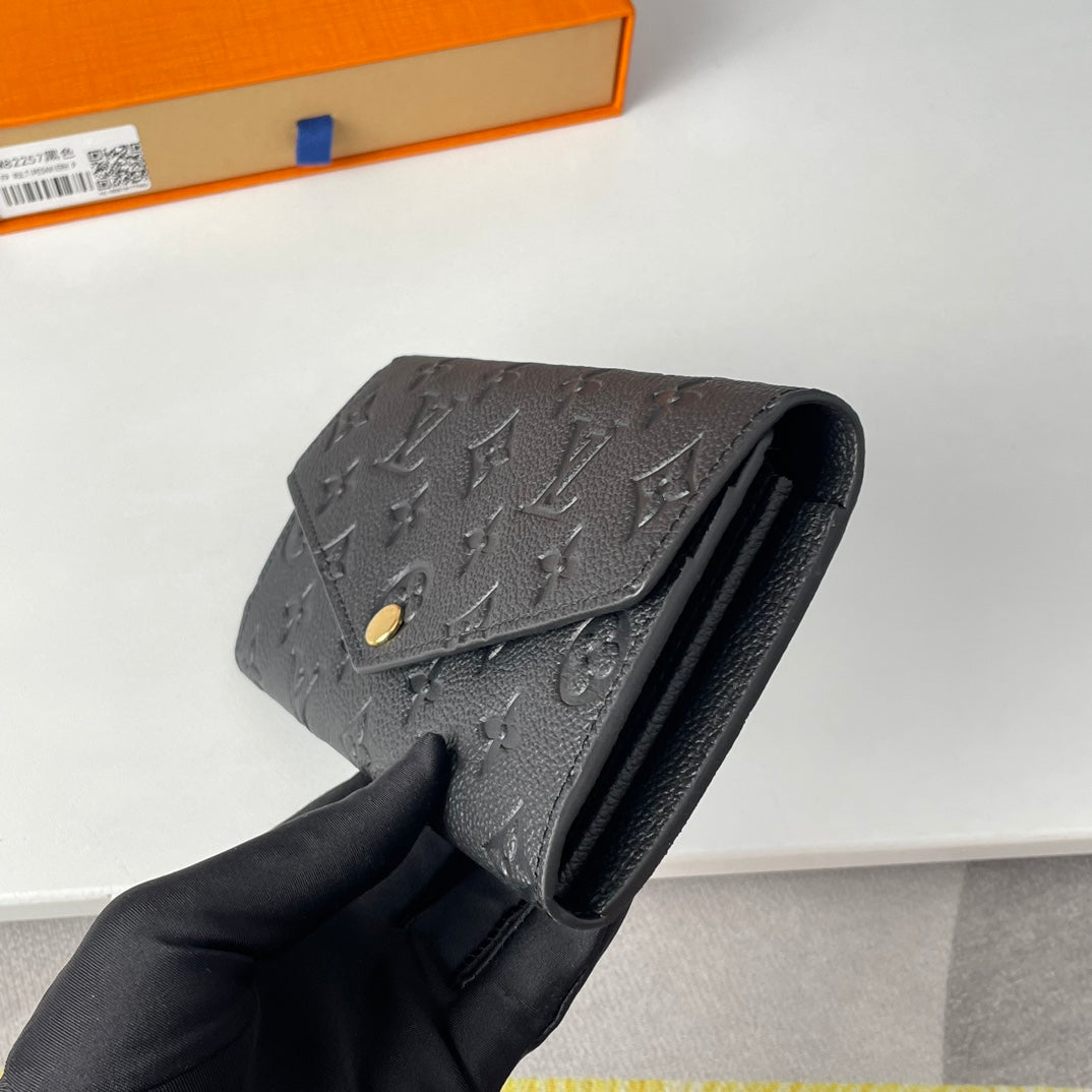 Louis Vuitton Sarah Wallet