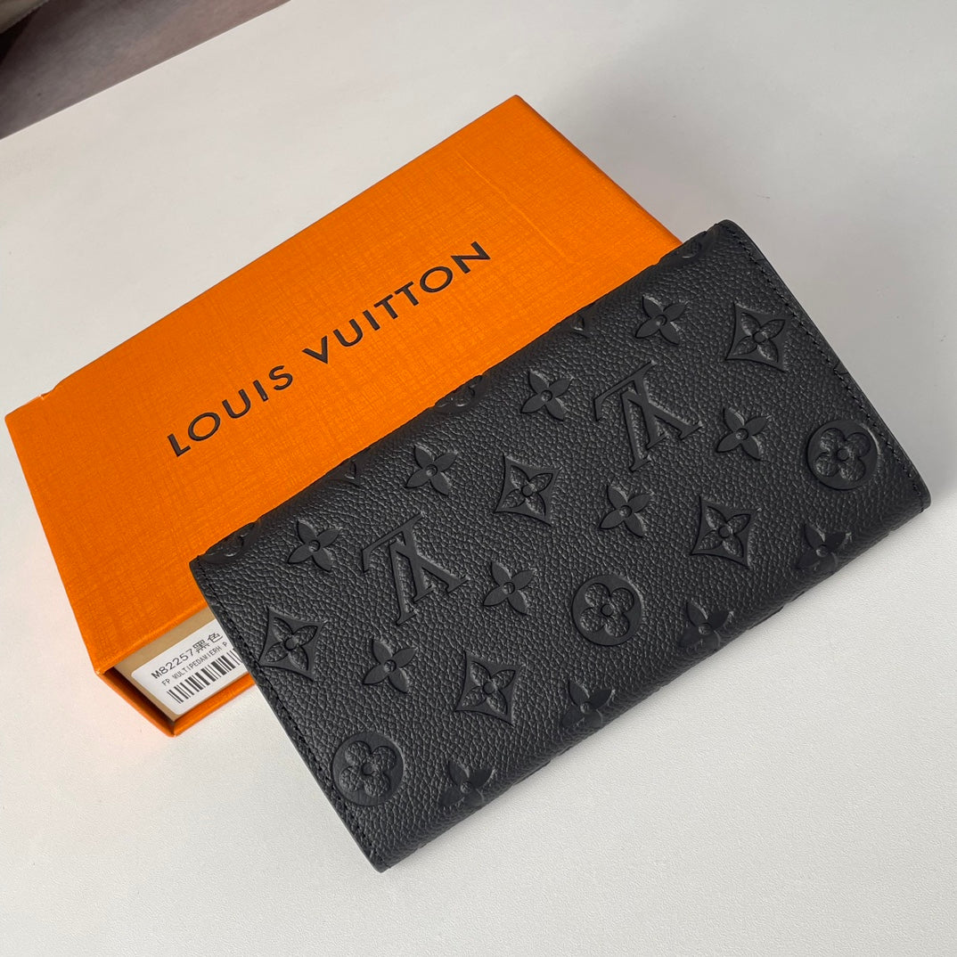 Louis Vuitton Sarah Wallet