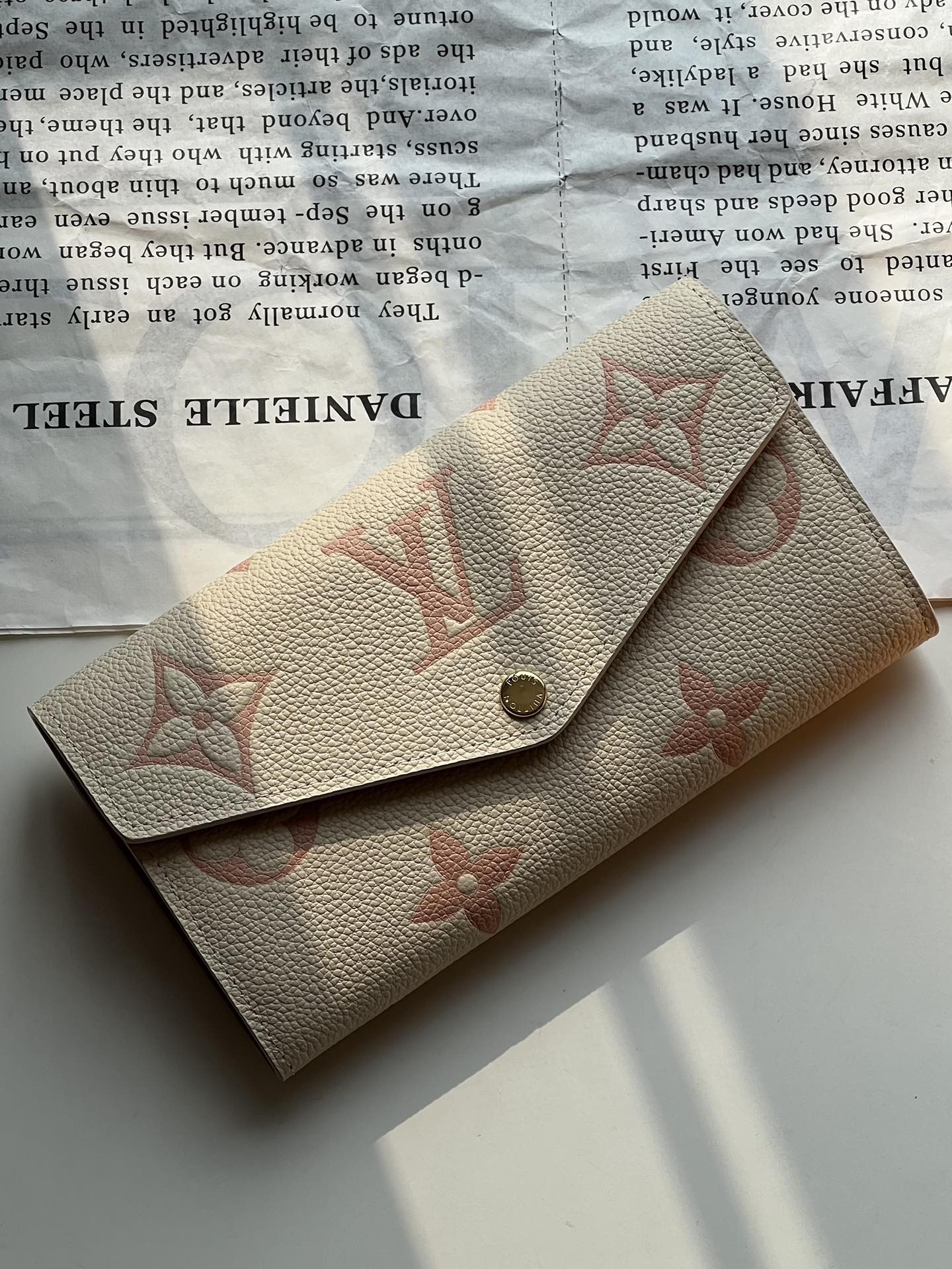 Louis Vuitton Sarah Wallet