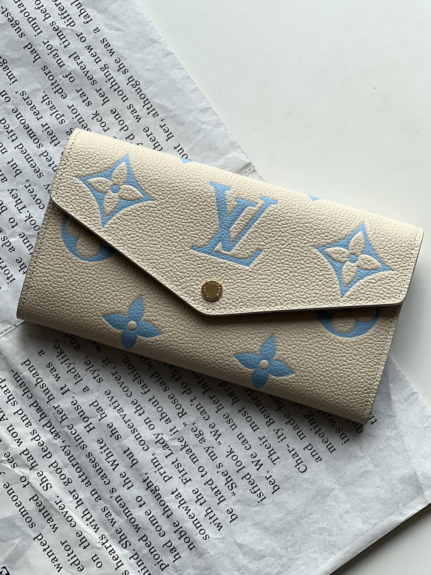 Louis Vuitton Sarah Wallet