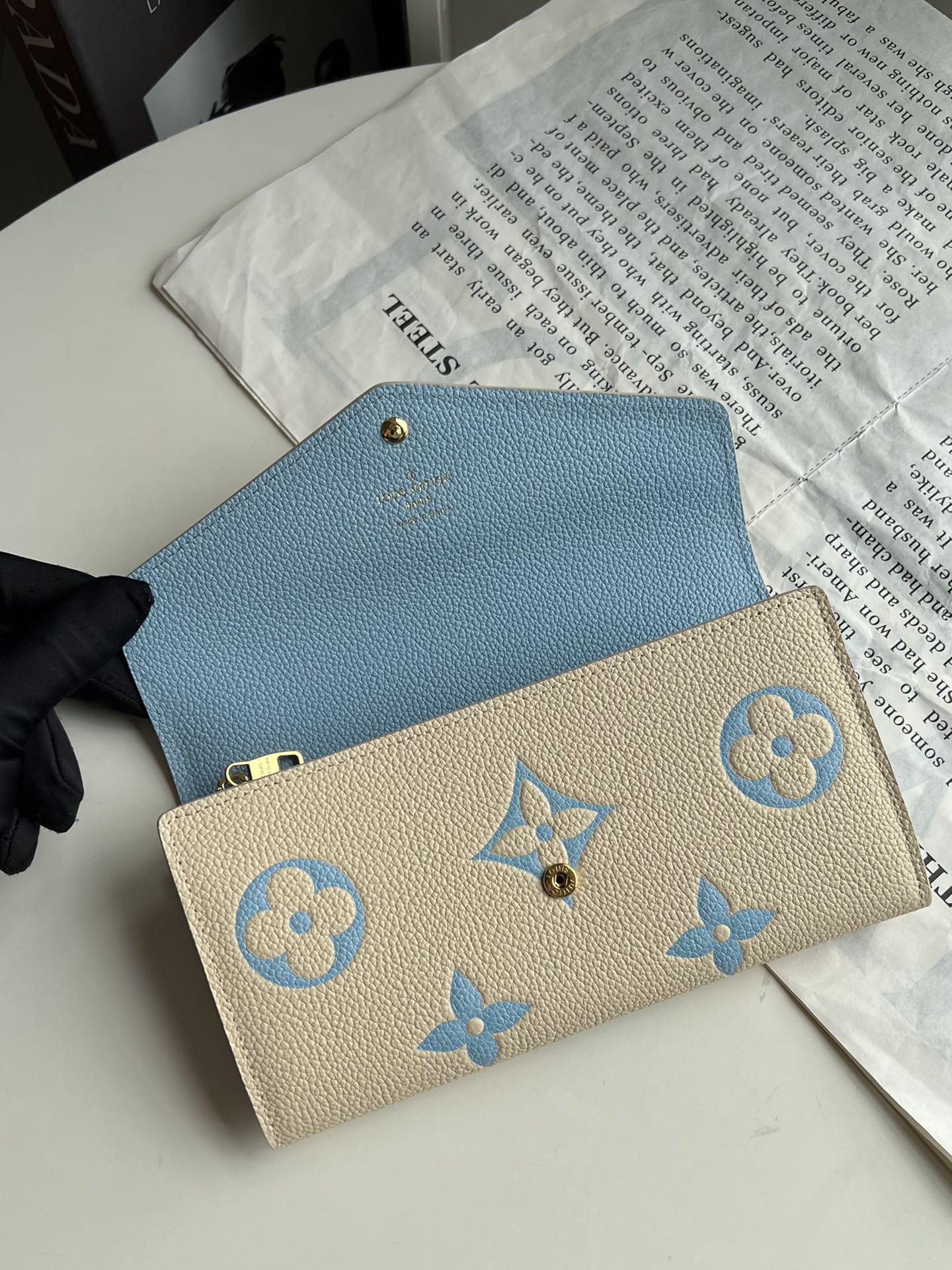 Louis Vuitton Sarah Wallet