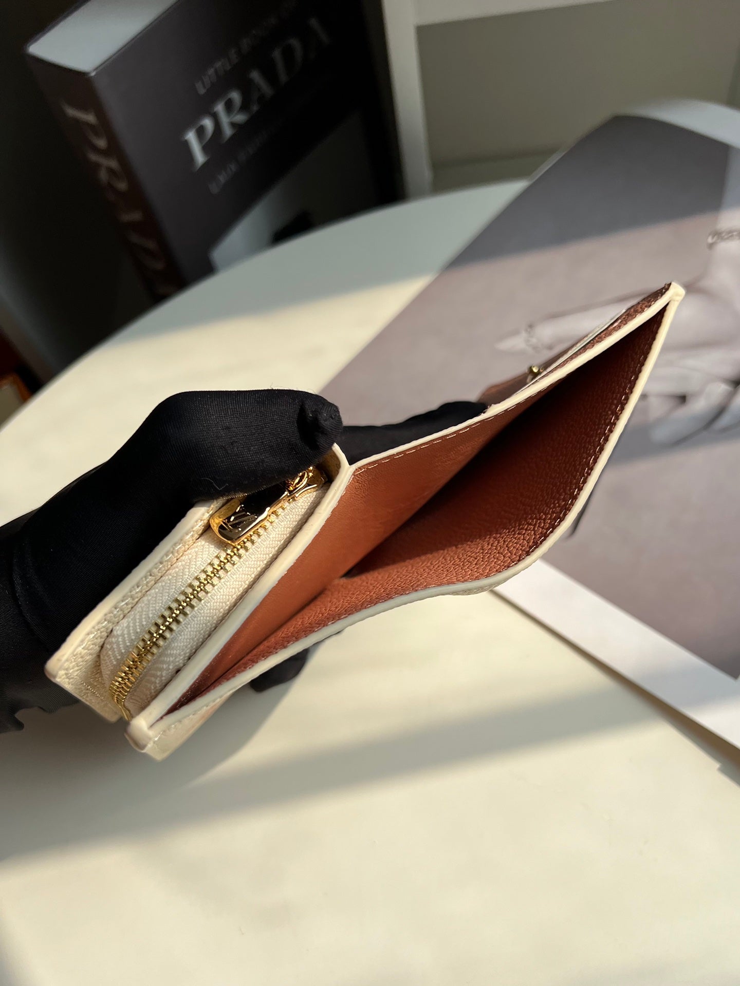 Louis Vuitton Cléa Wallet