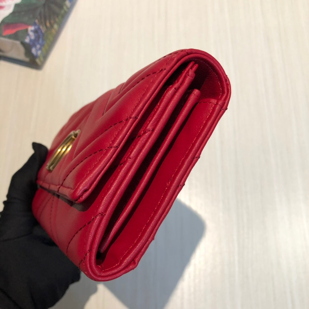 Gucci GG Marmont Continental Wallet