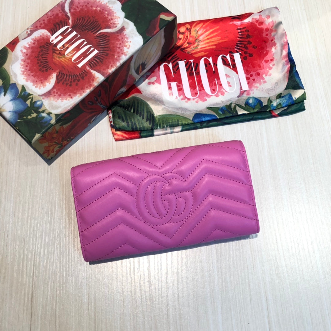 Gucci GG Marmont Continental Wallet