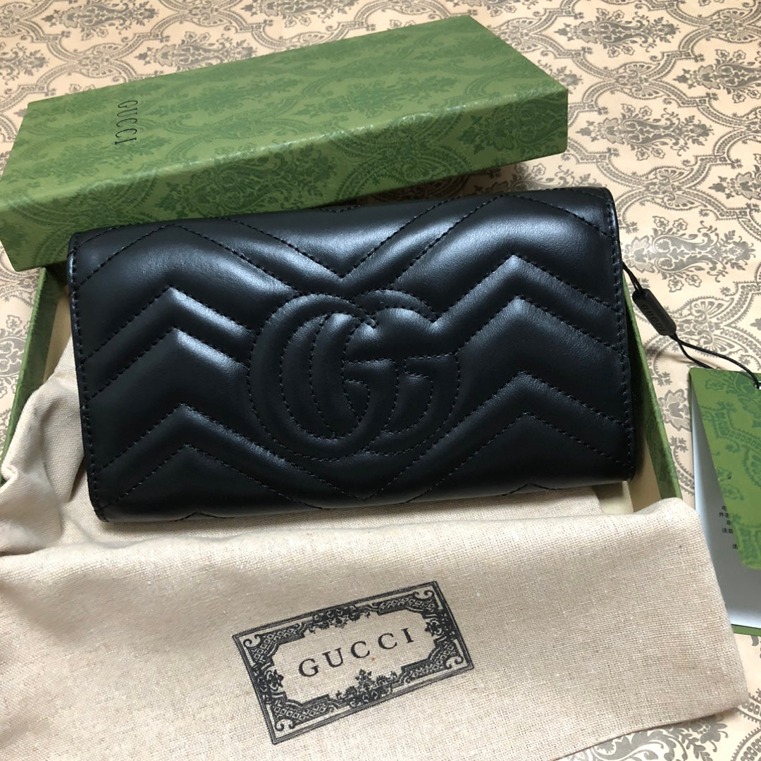 Gucci GG Marmont Continental Wallet