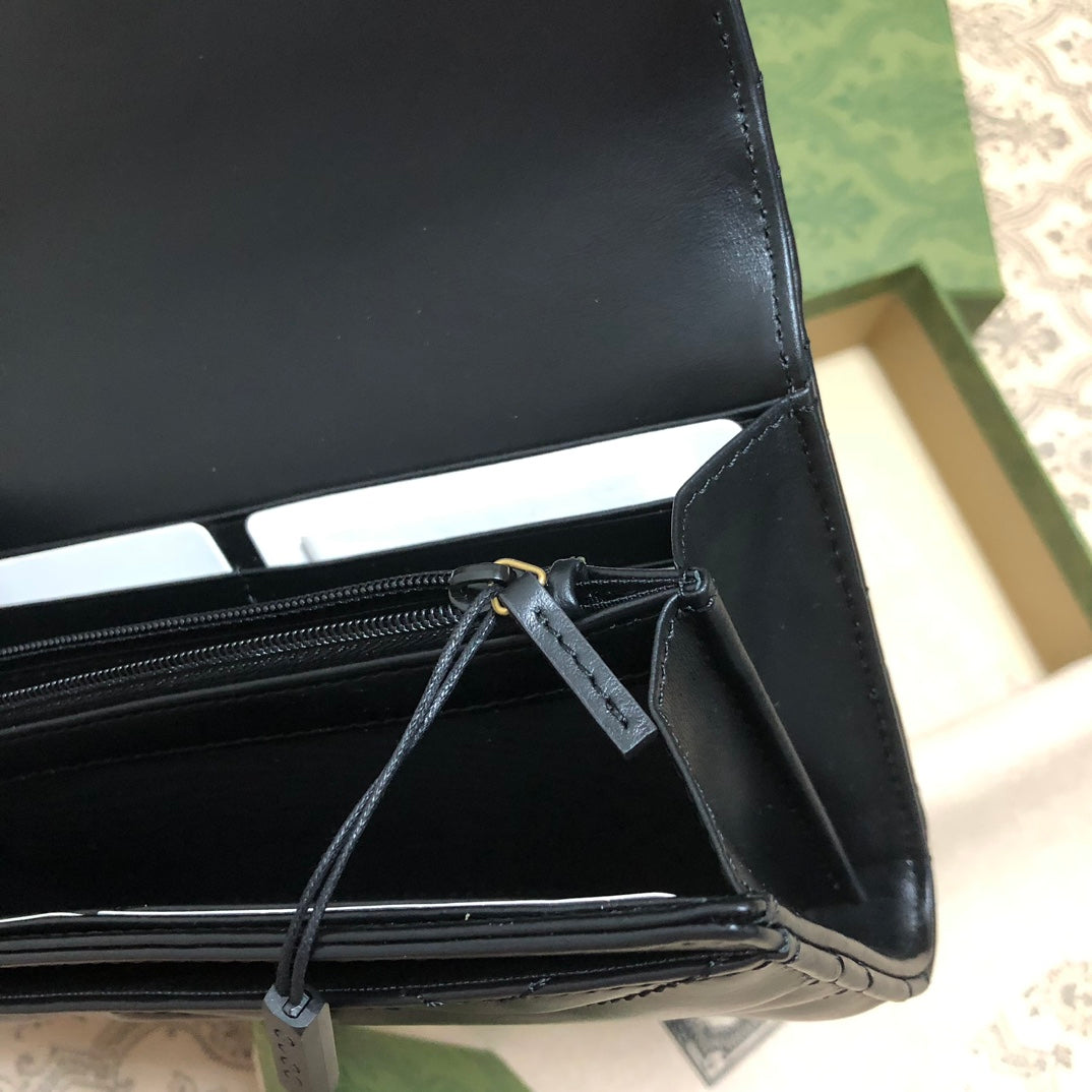 Gucci GG Marmont Continental Wallet