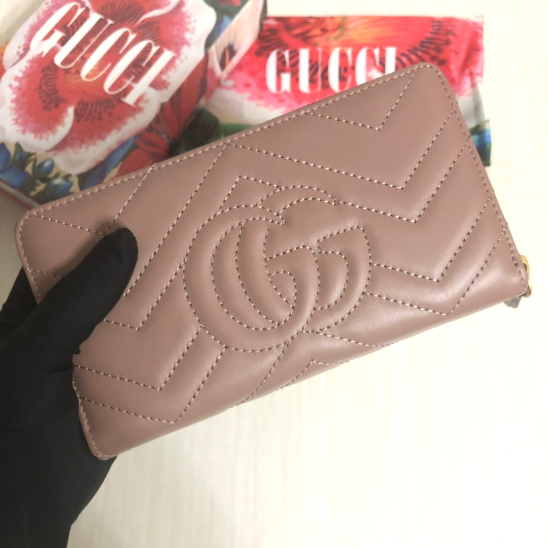 Gucci GG Marmont Continental Wallet
