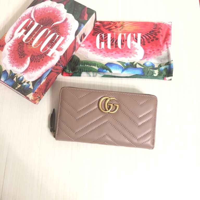 Gucci GG Marmont Continental Wallet