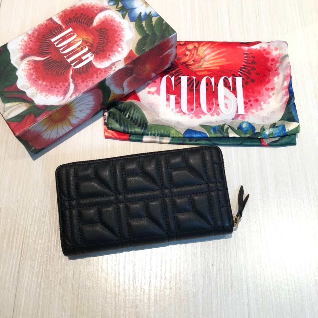 Gucci GG Marmont Zip Around Wallet