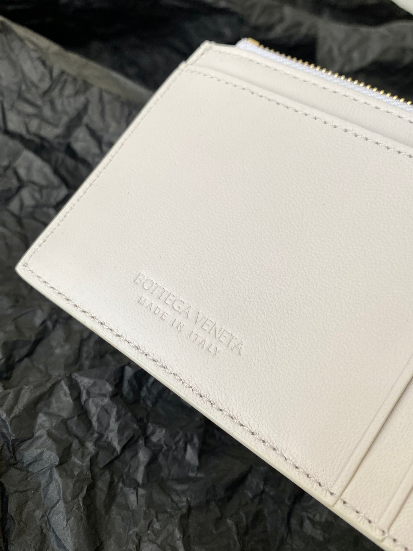 BV Cassette Zippered Card Case