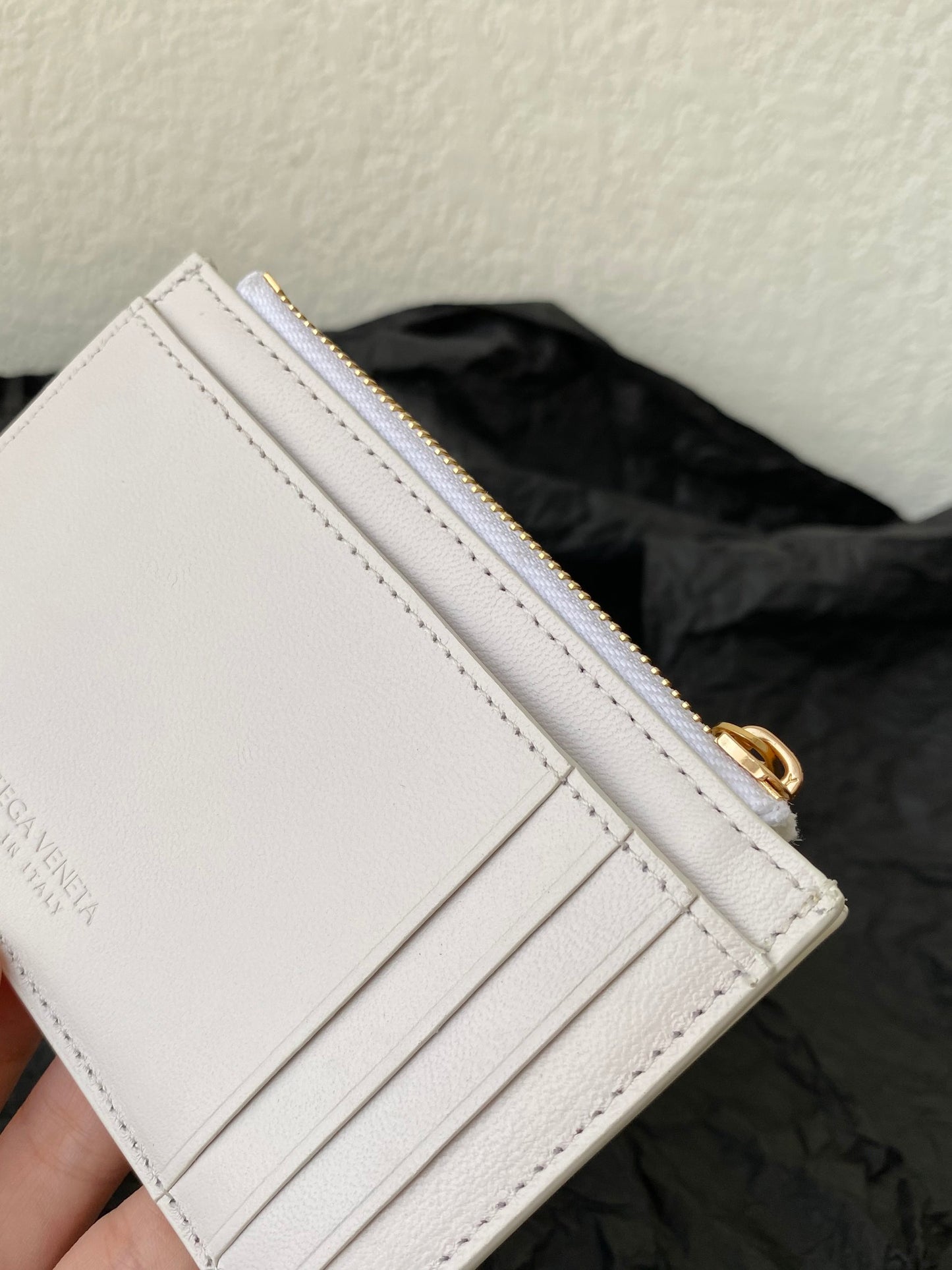 BV Cassette Zippered Card Case