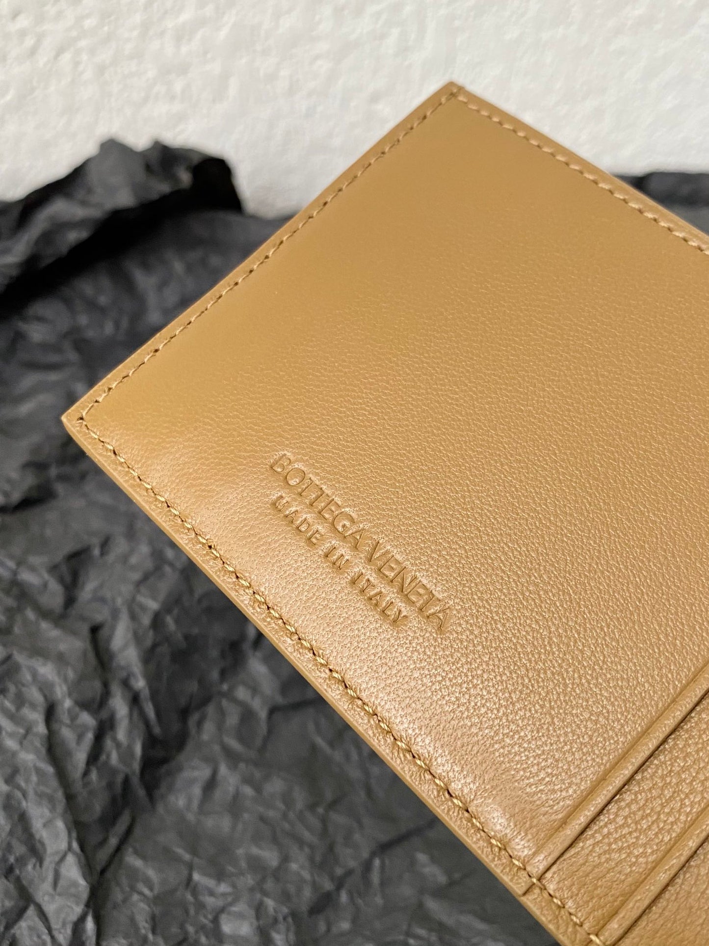 BV Cassette Credit Card Case