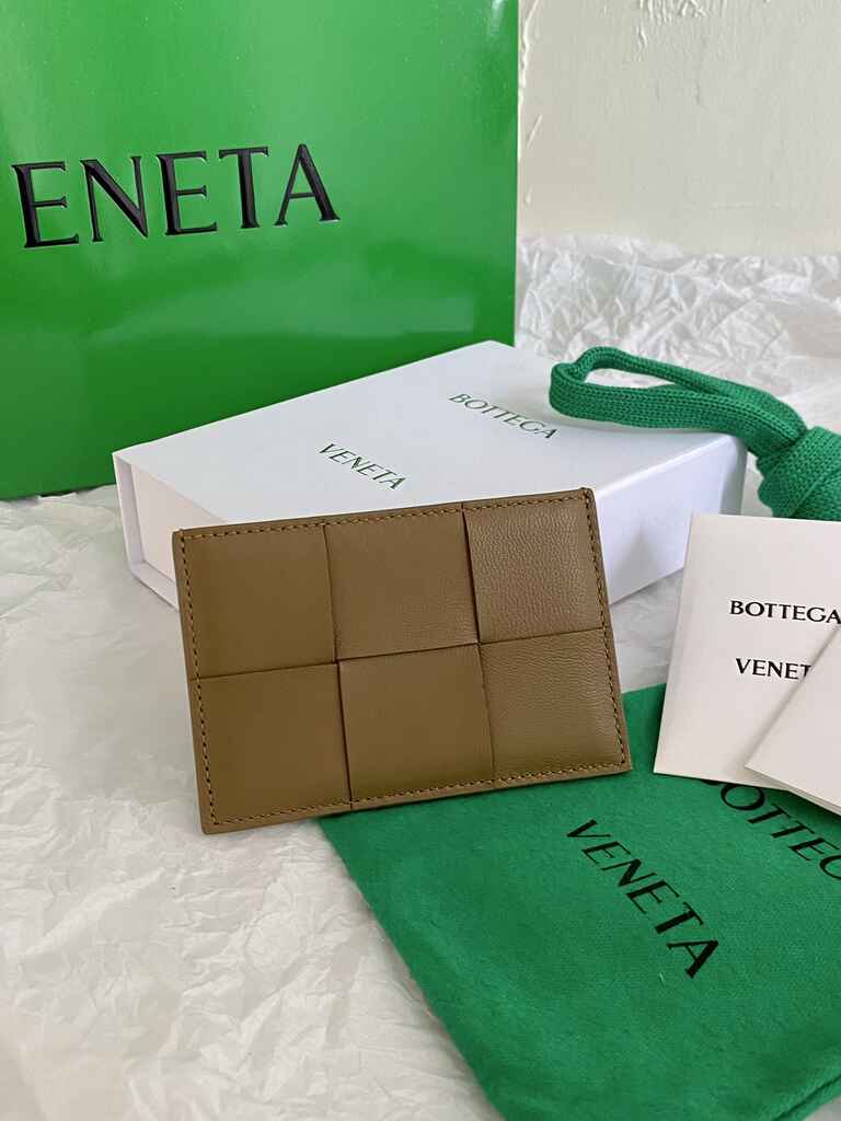 BV Cassette Credit Card Case