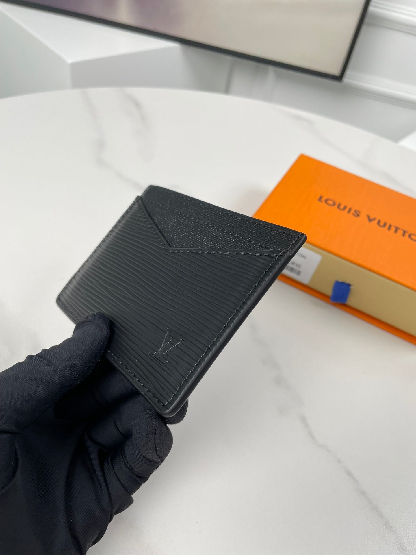 LV Neo Porte Cartes
