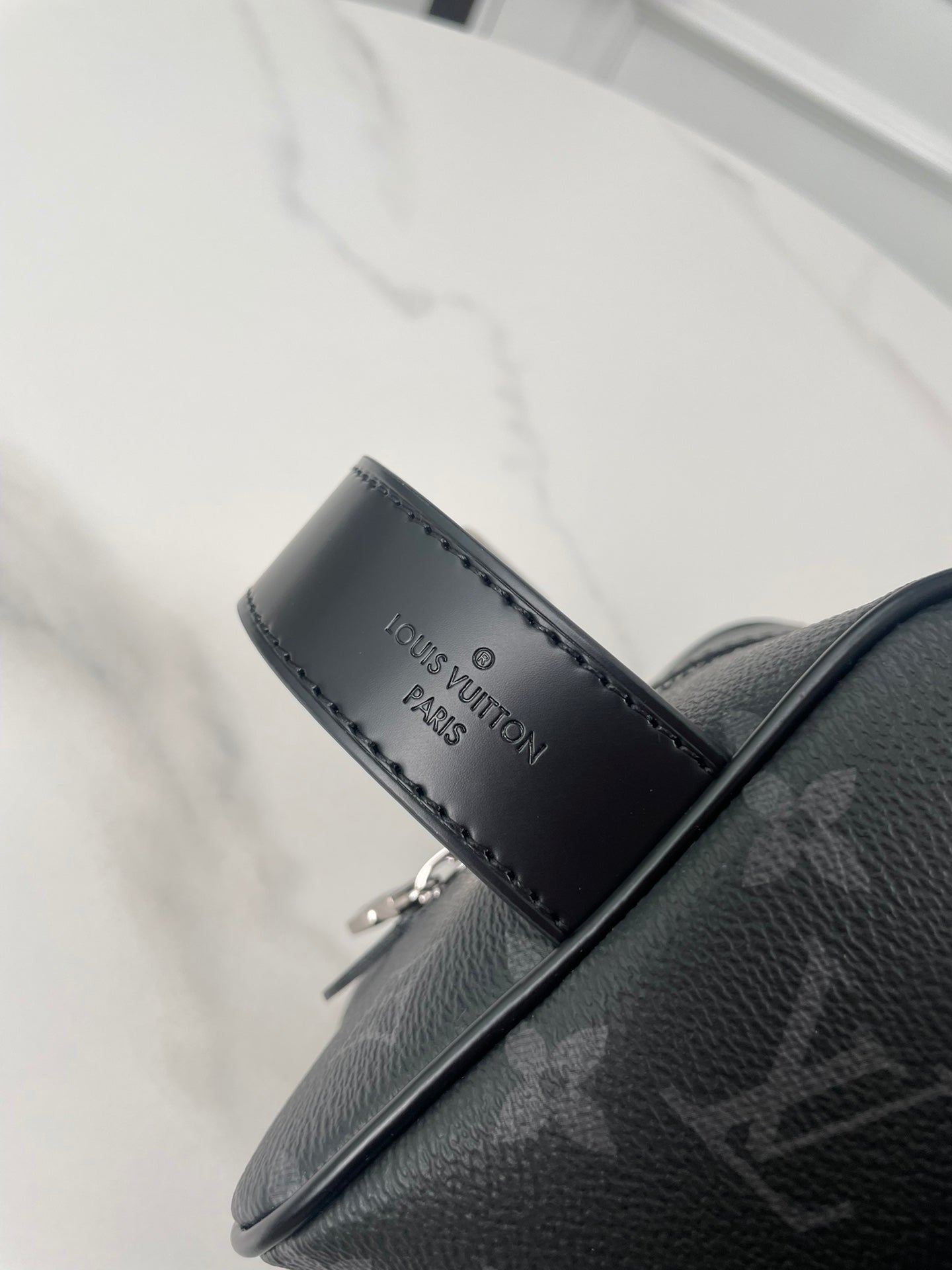 LV Locker Dopp Kit