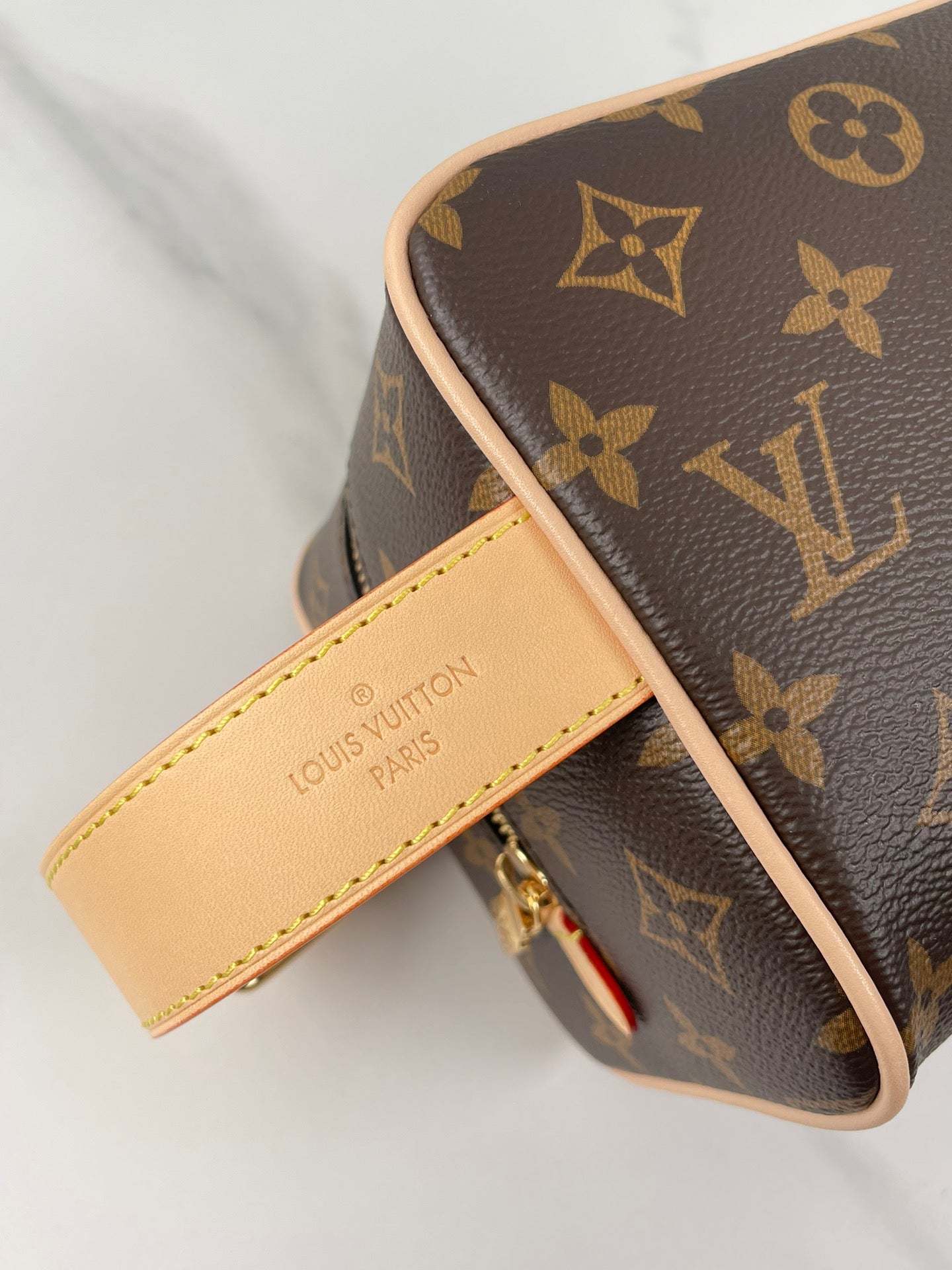 LV Locker Dopp Kit