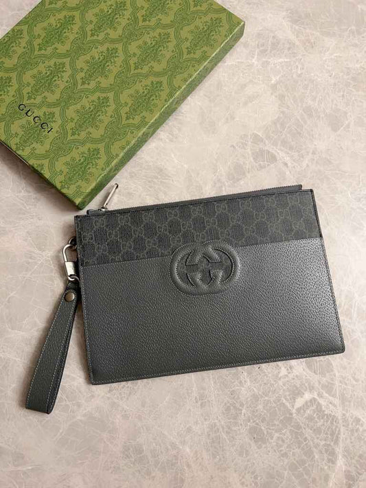 Gucci Pouch