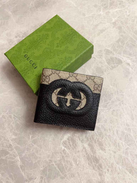 Gucci Wallet With Cut-Out Interlocking G
