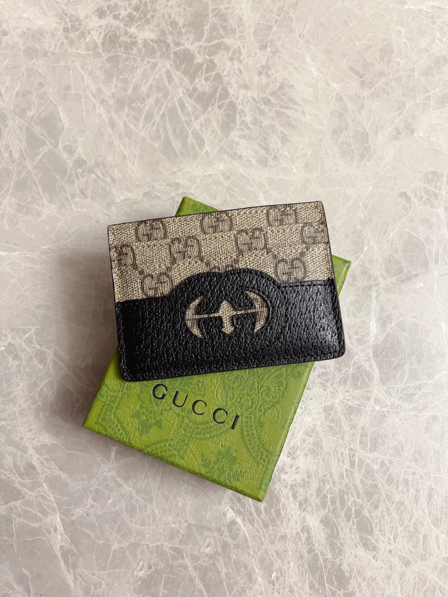 Gucci Card Case With Cut-Out Interlocking G