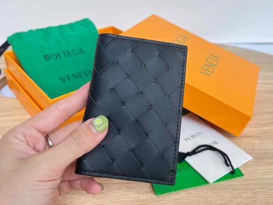 BV Flap Card Case