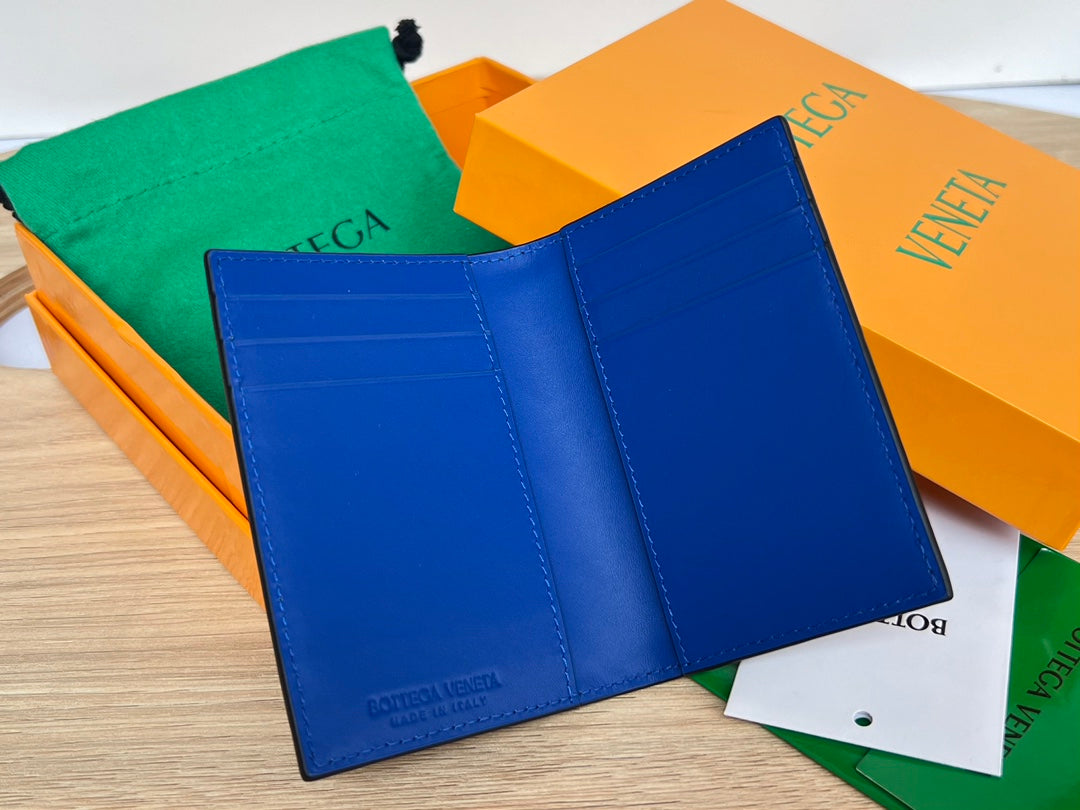 BV Flap Card Case