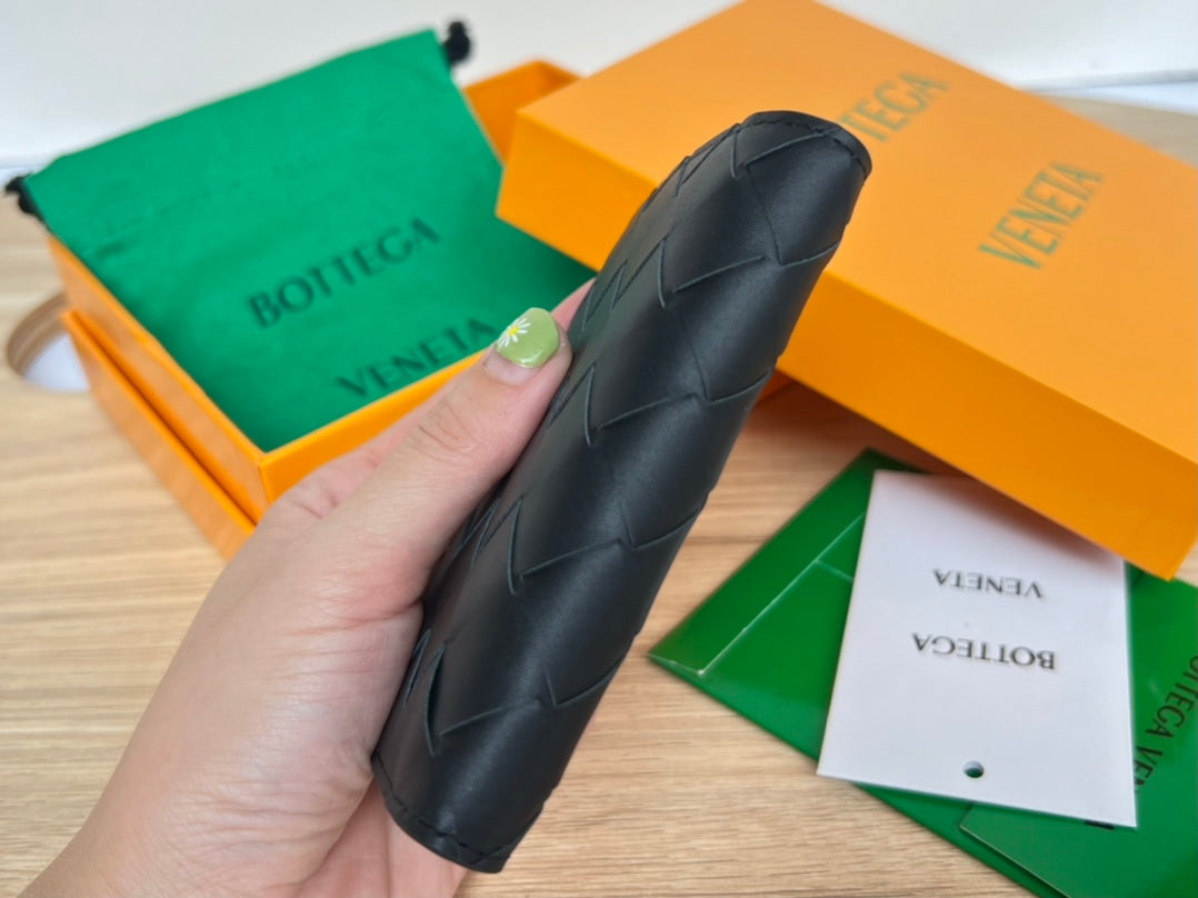 BV Flap Card Case