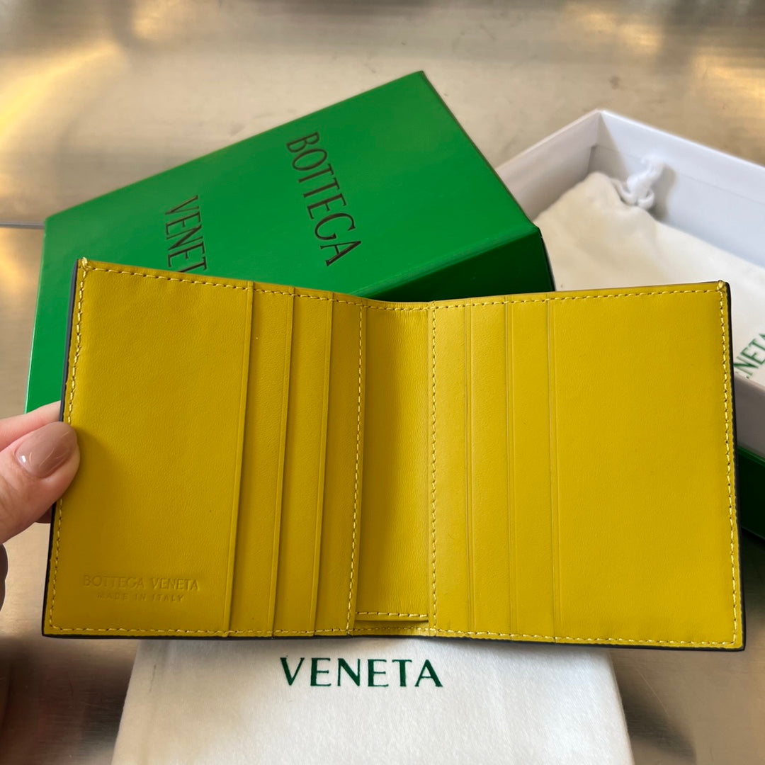 BV Intrecciato Flap Wallet